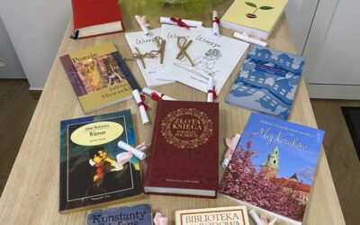 Spotkanie Dyskusyjnego Klubu Książki z okazji Światowego Dnia Poezji w Filii Biblioteki w Sieciechowicach.