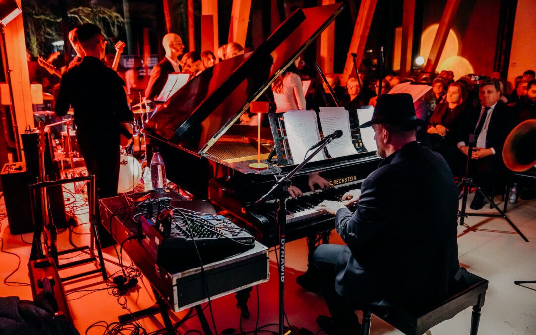 Jazzowy Koncert Świąteczno-Noworoczny w Dworze Reyów w Sieciechowicach już za nami!