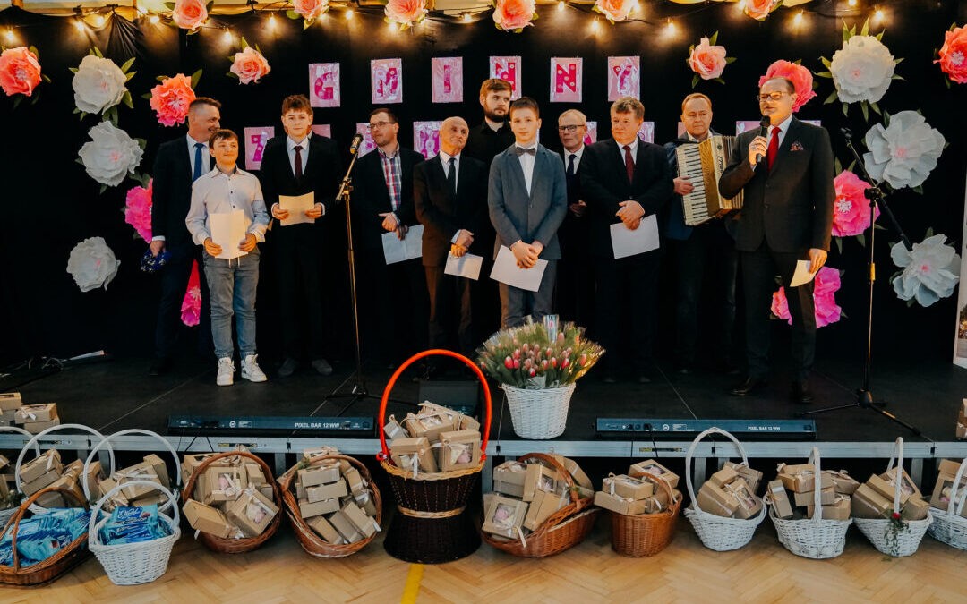 Gminny Dzień Kobiet w Iwanowicach!