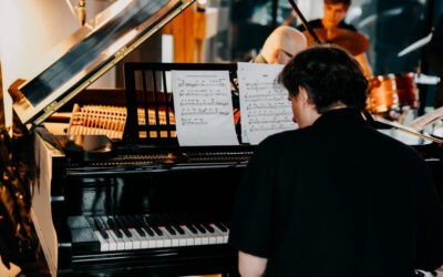 Koncert poświęcony pamięci Janusza Muniaka w Dworze Reyów