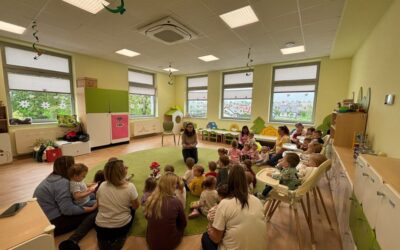 Biblioteczna wizyta w Samorządowym Żłobku „Bajkowa Kraina” w Poskwitowie w ramach XXIII Ogólnopolskiego Tygodnia Bibliotek!