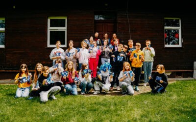 Cyjanotypia w ramach XXIII Ogólnopolskiego Tygodnia Bibliotek dla klasy VI Zespołu Szkolno-Przedszkolnego w Iwanowicach w GBP w Iwanowicach!