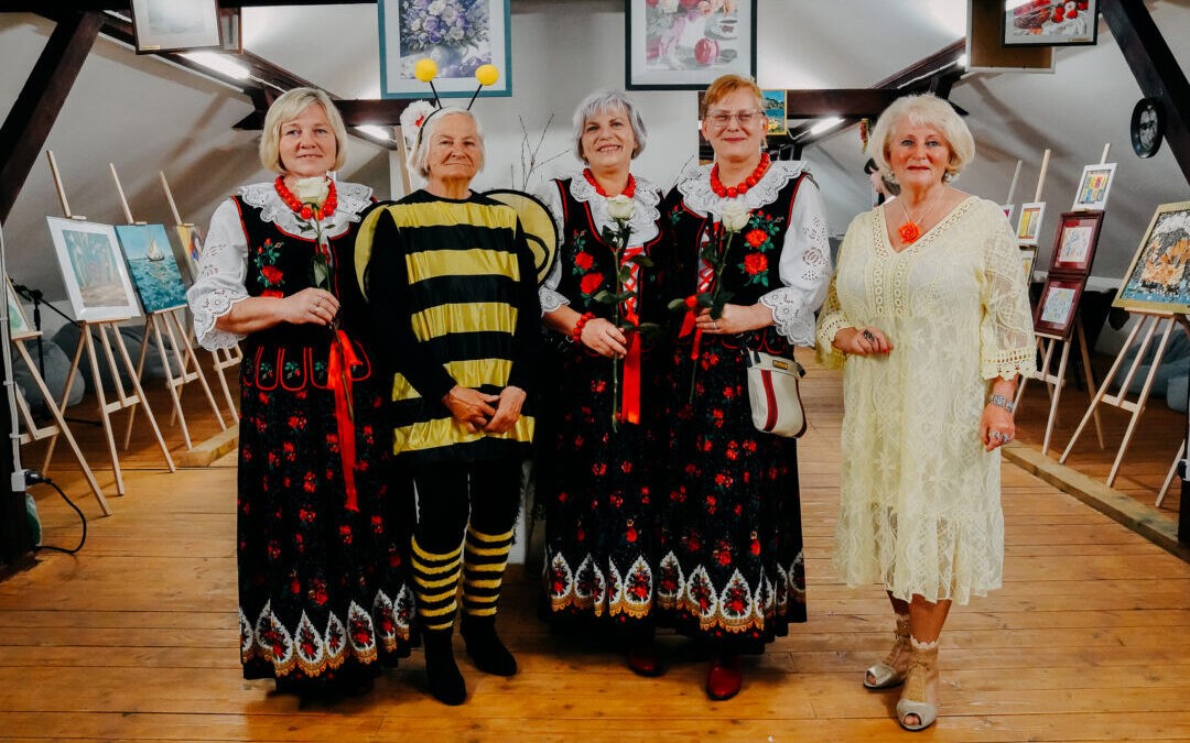 „Powaby Wiosny, Uroki Lata” – wernisaż w Muzeum Regionalnym w Iwanowicach!